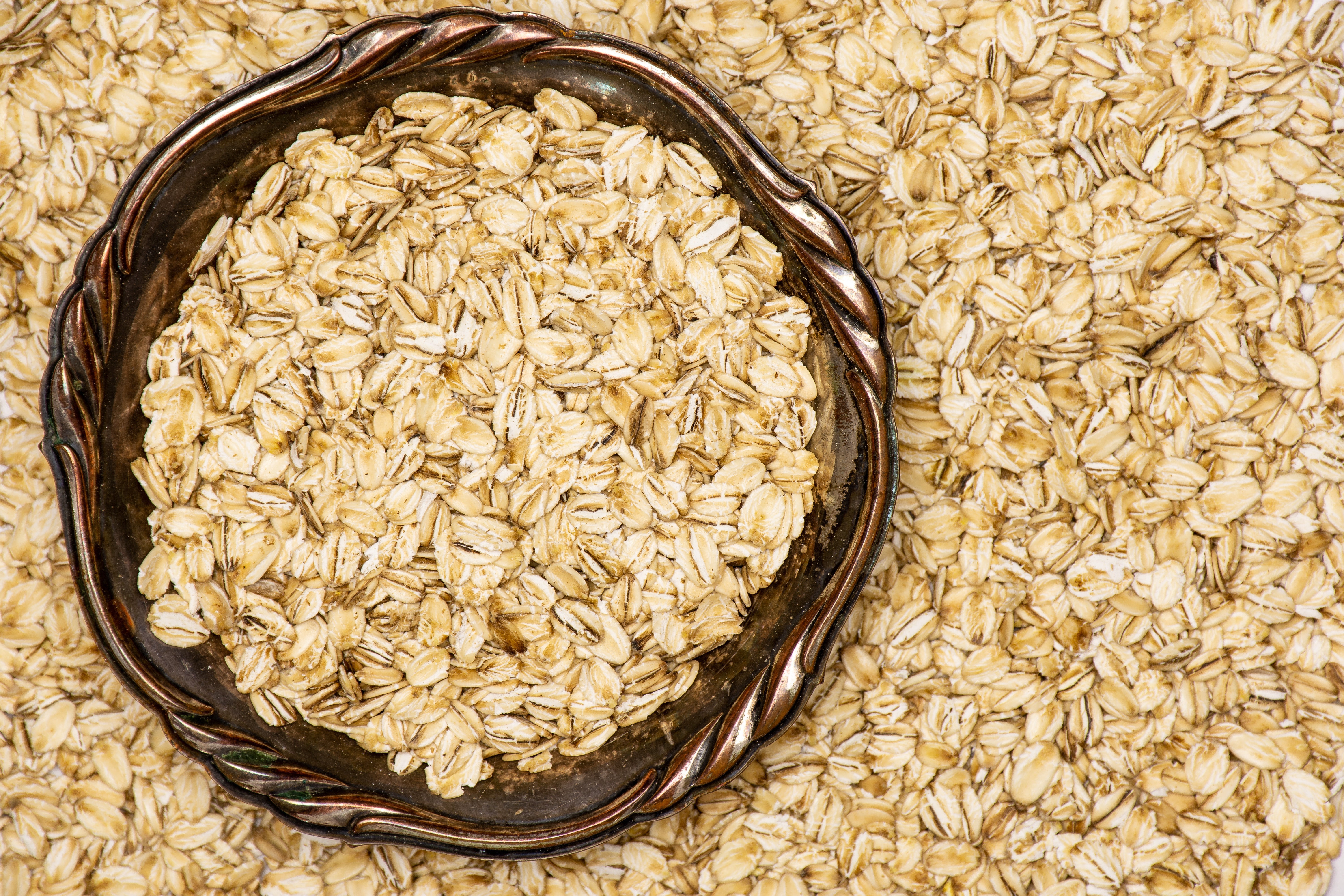 Daliya vs Oats: Which is the Better Breakfast for Indians?
